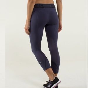 Lululemon Run Inspire Crop 4 cadet blue stripes